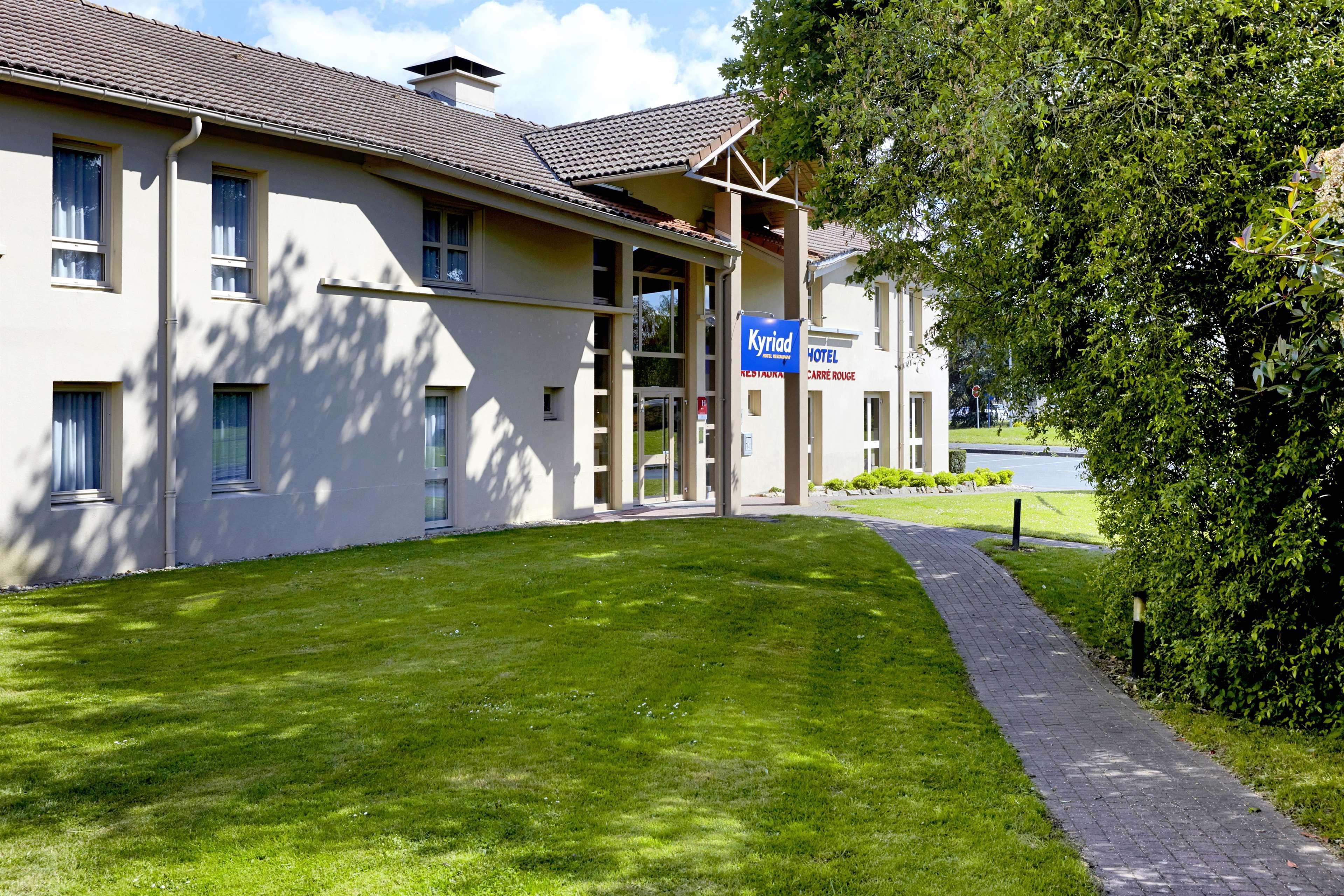 Brit Hotel Essentiel Cholet Exterior foto